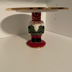 Frontgate nutcracker cake plate